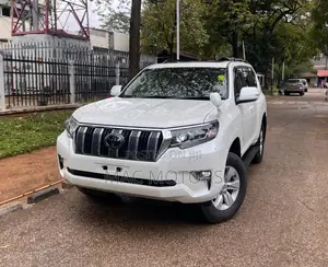 Toyota Land Cruiser Prado 2022 Pearl