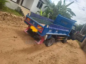 Canter Tipper