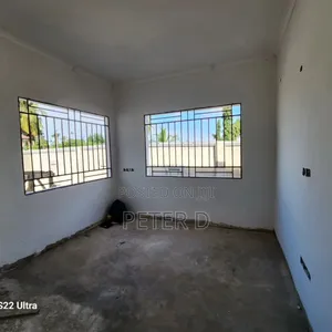 3bdrm House in Goba for sale
