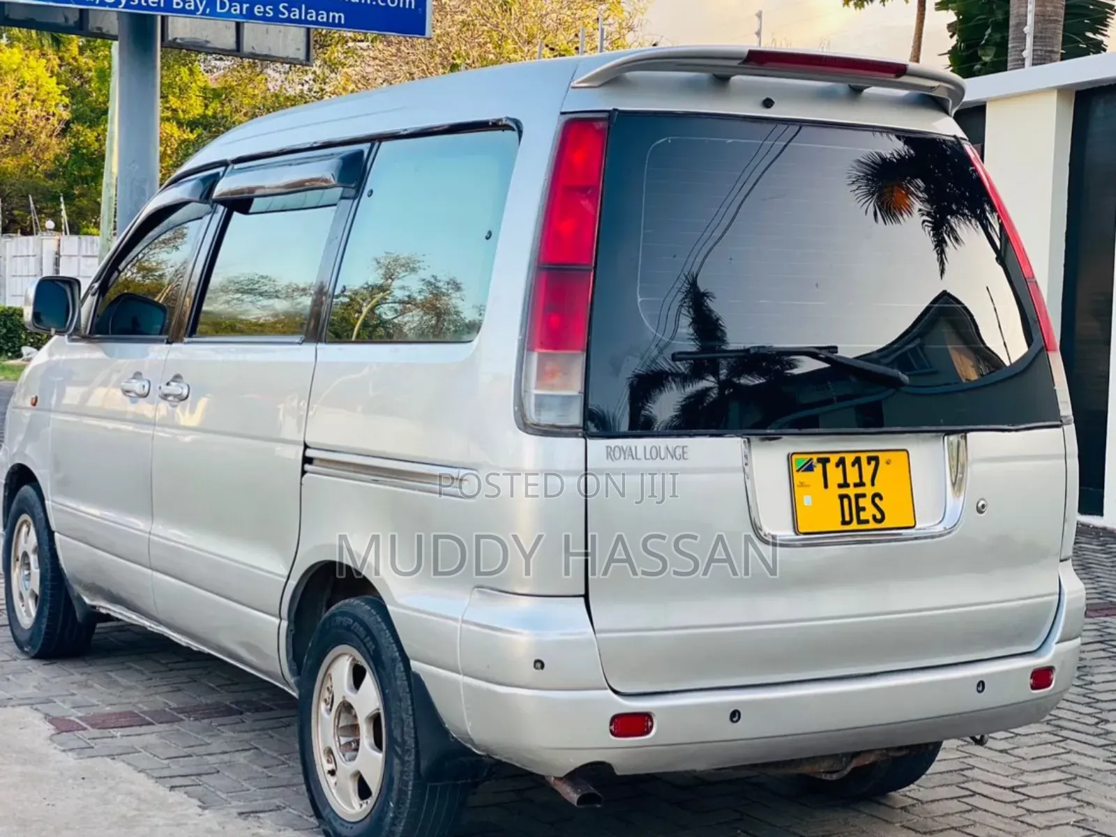 Toyota Noah 2001 Silver
