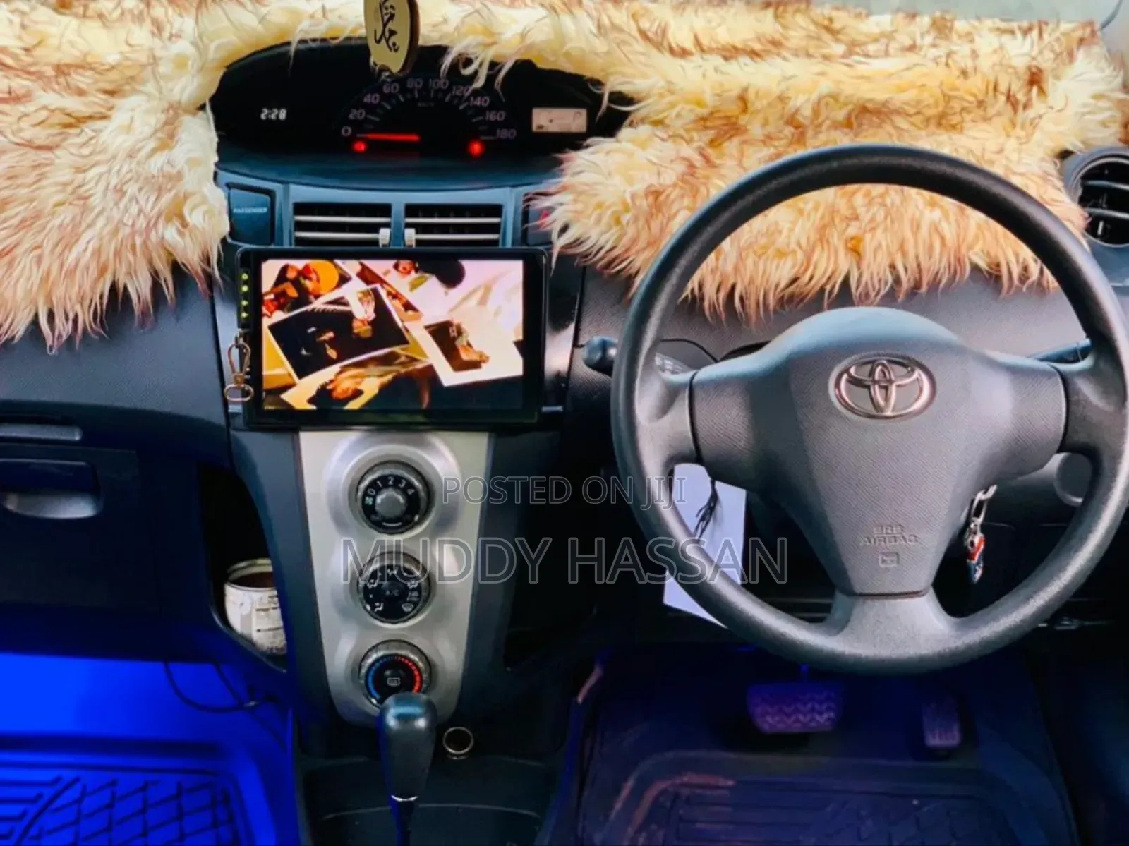 Toyota Vitz 2008 Blue