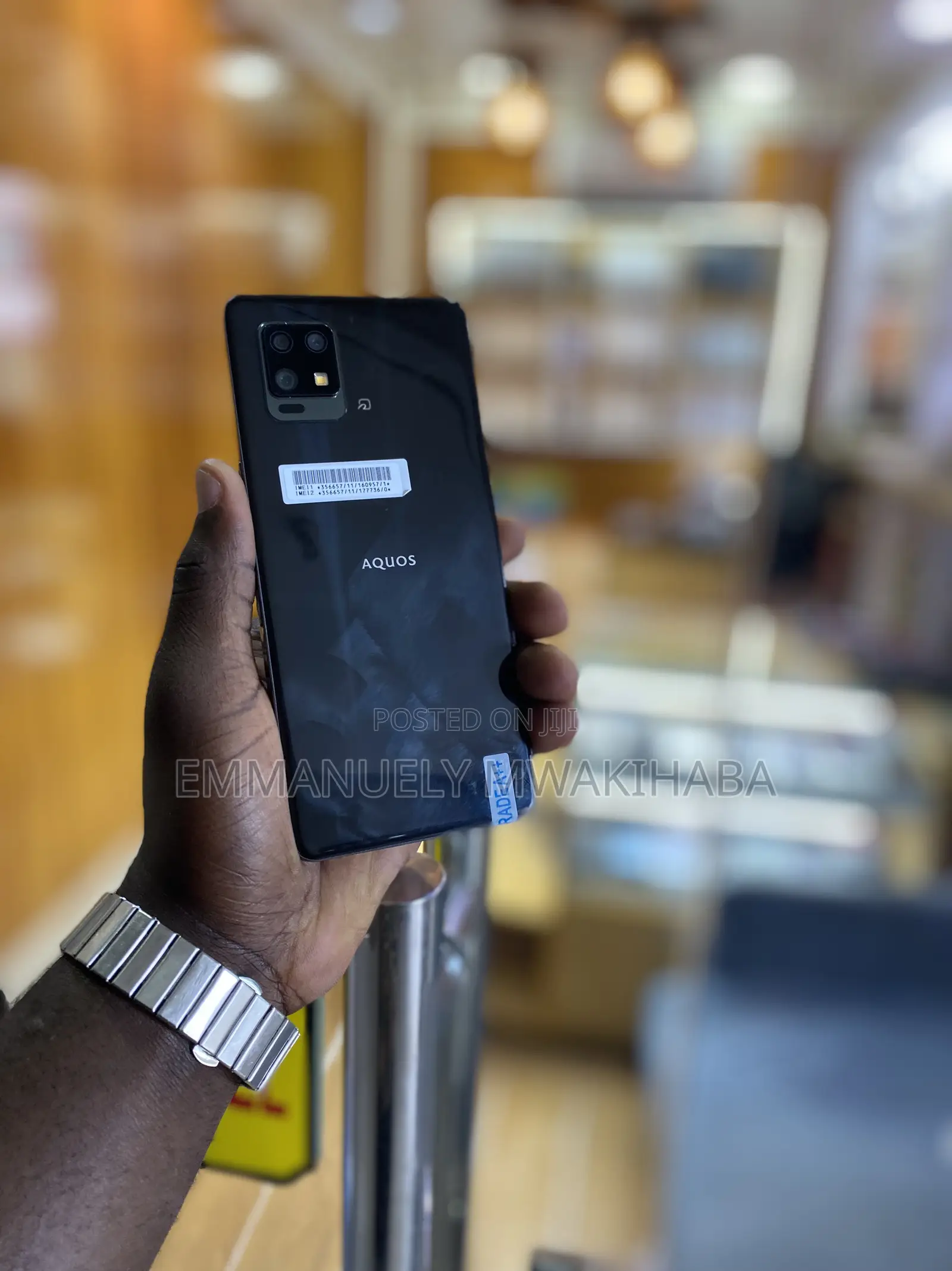 Sharp Aquos zero6 128 GB Black