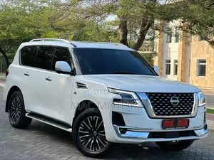 Nissan Patrol 2021 White