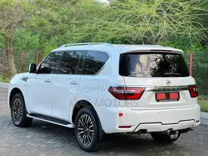 Nissan Patrol 2021 White