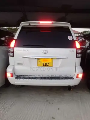 Toyota Land Cruiser Prado 2007 White