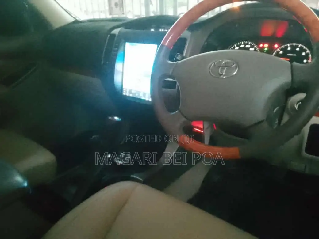 Toyota Land Cruiser Prado 2007 White