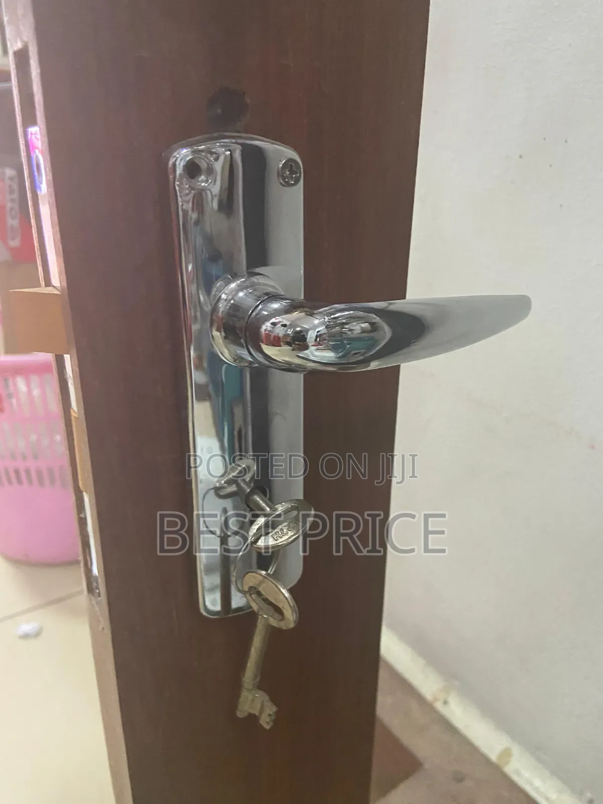 Ambo Wooden Door Lock Handle