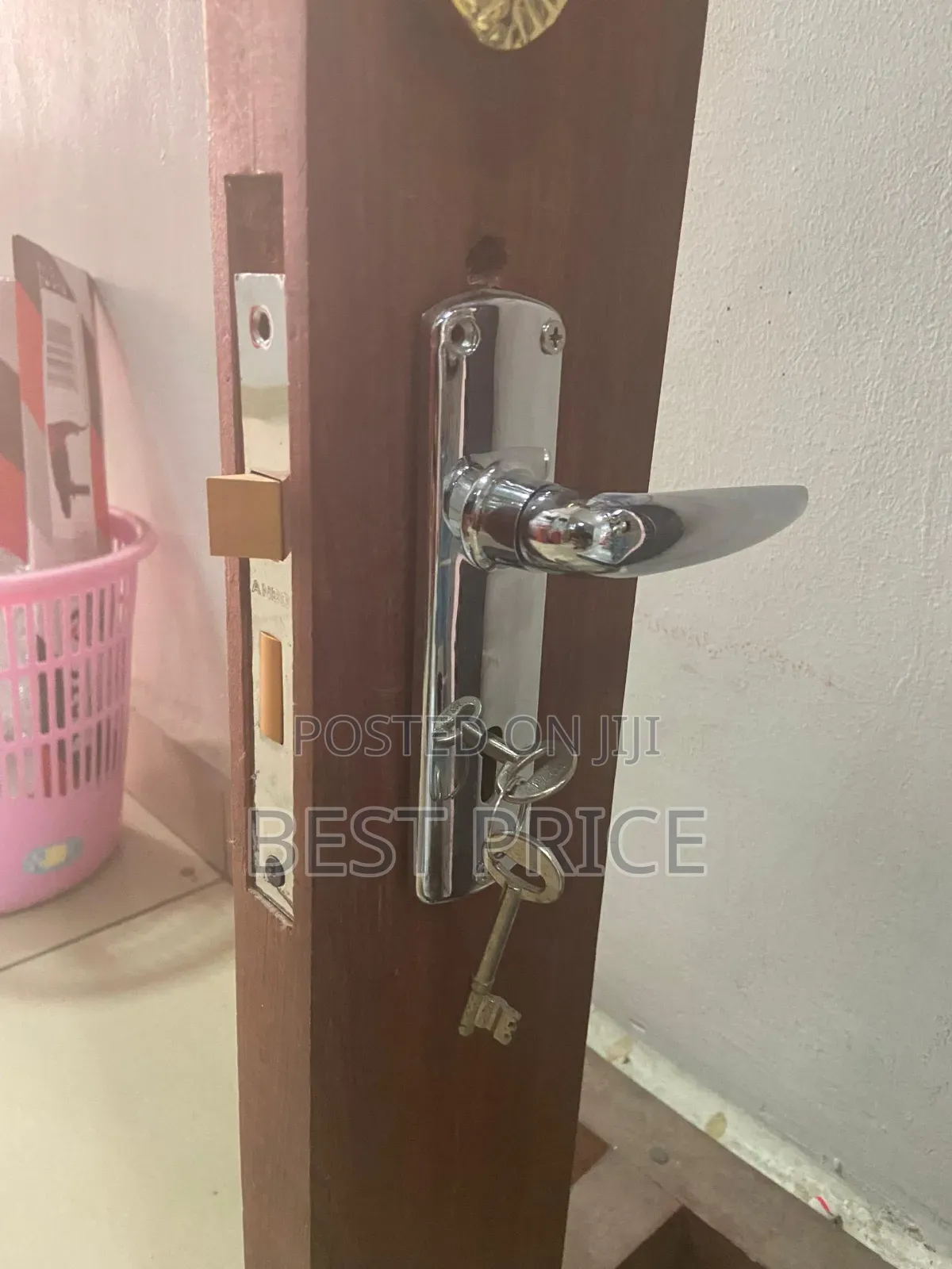 Ambo Wooden Door Lock Handle