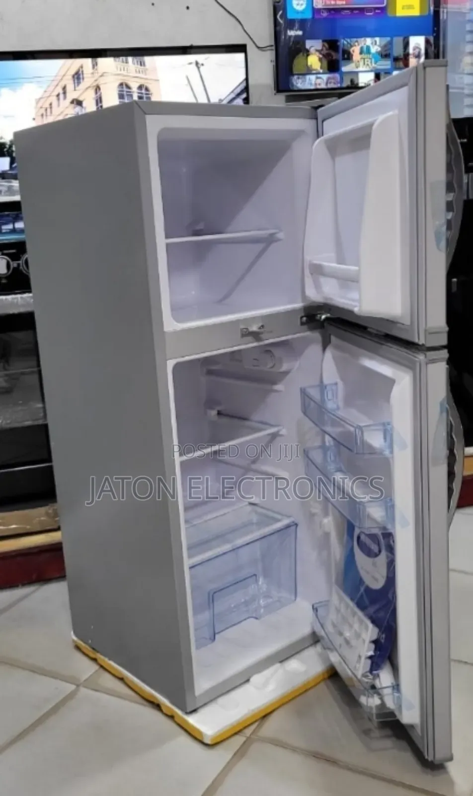 Home Base Refrigerator 125L