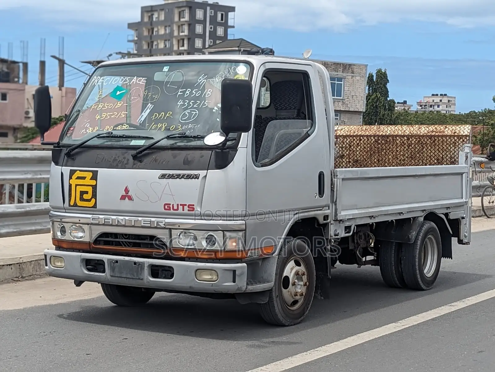 Mitsubishi Canter Guts