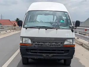 Toyota HiAce 2002 White
