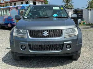 Suzuki Escudo 2005 Gray