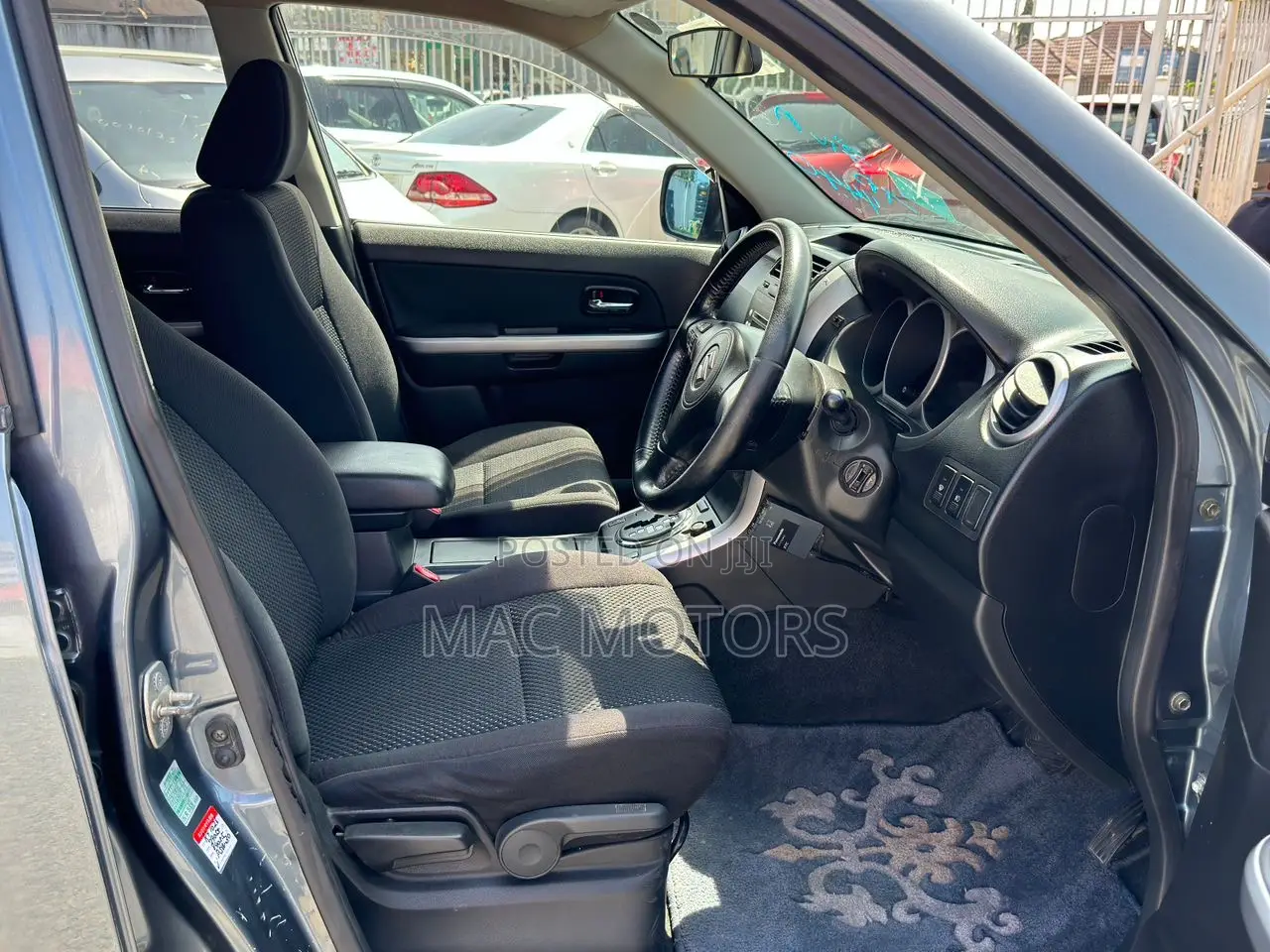 Suzuki Escudo 2005 Gray