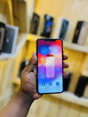 Apple iPhone 11 Pro Max 64 GB Gold