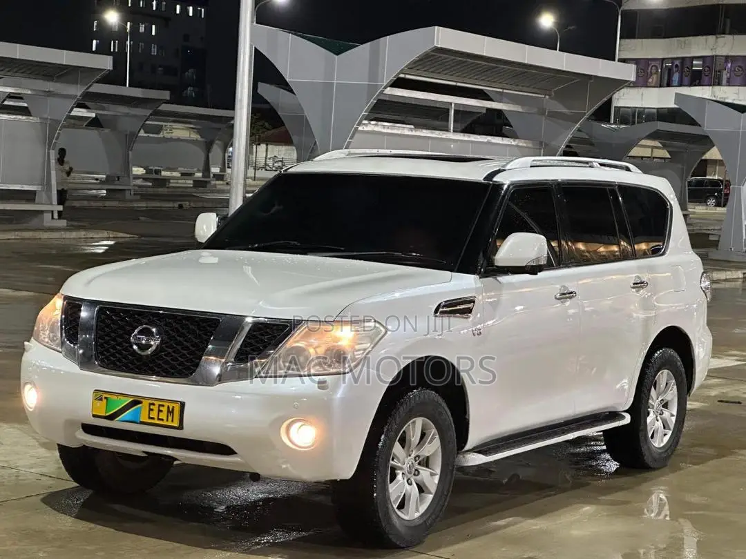 Nissan Patrol 2014 White