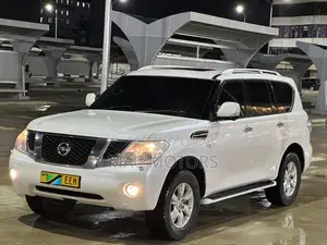 Nissan Patrol 2014 White