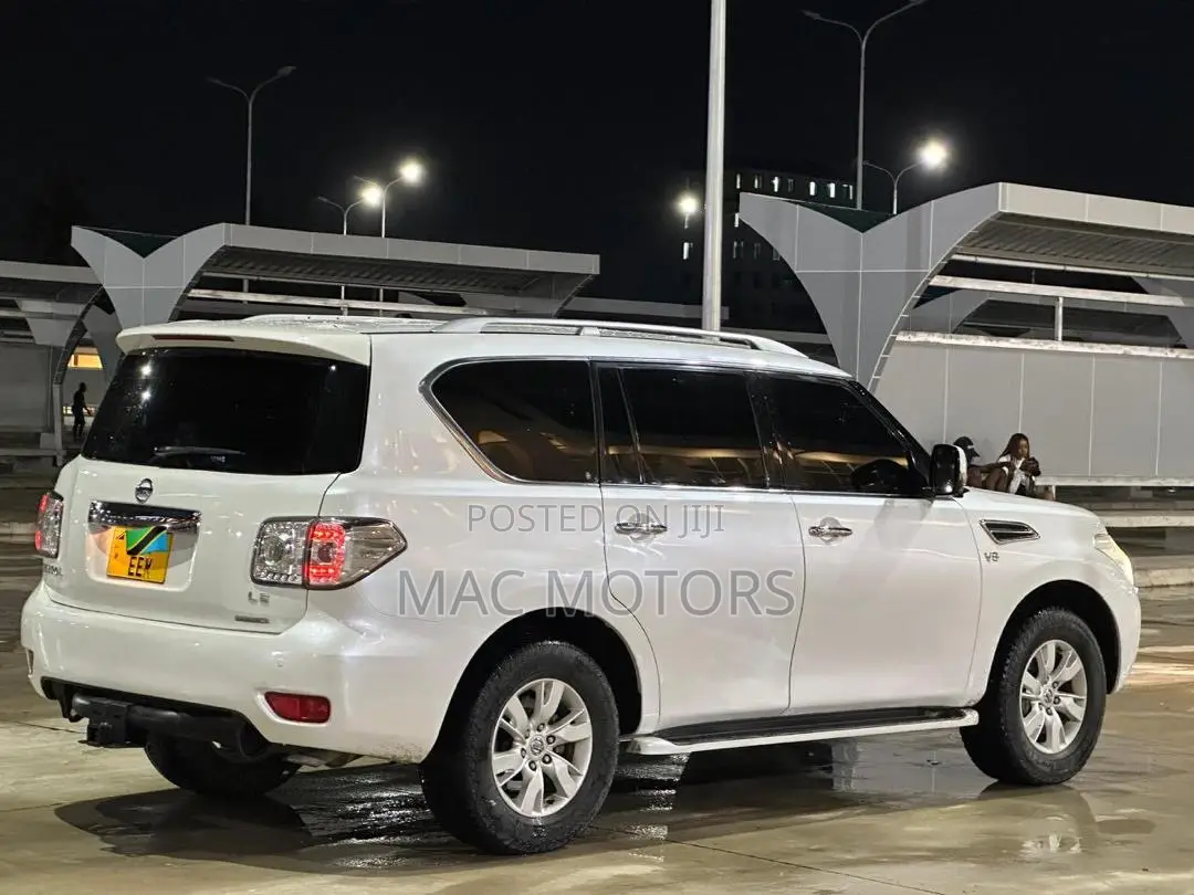 Nissan Patrol 2014 White