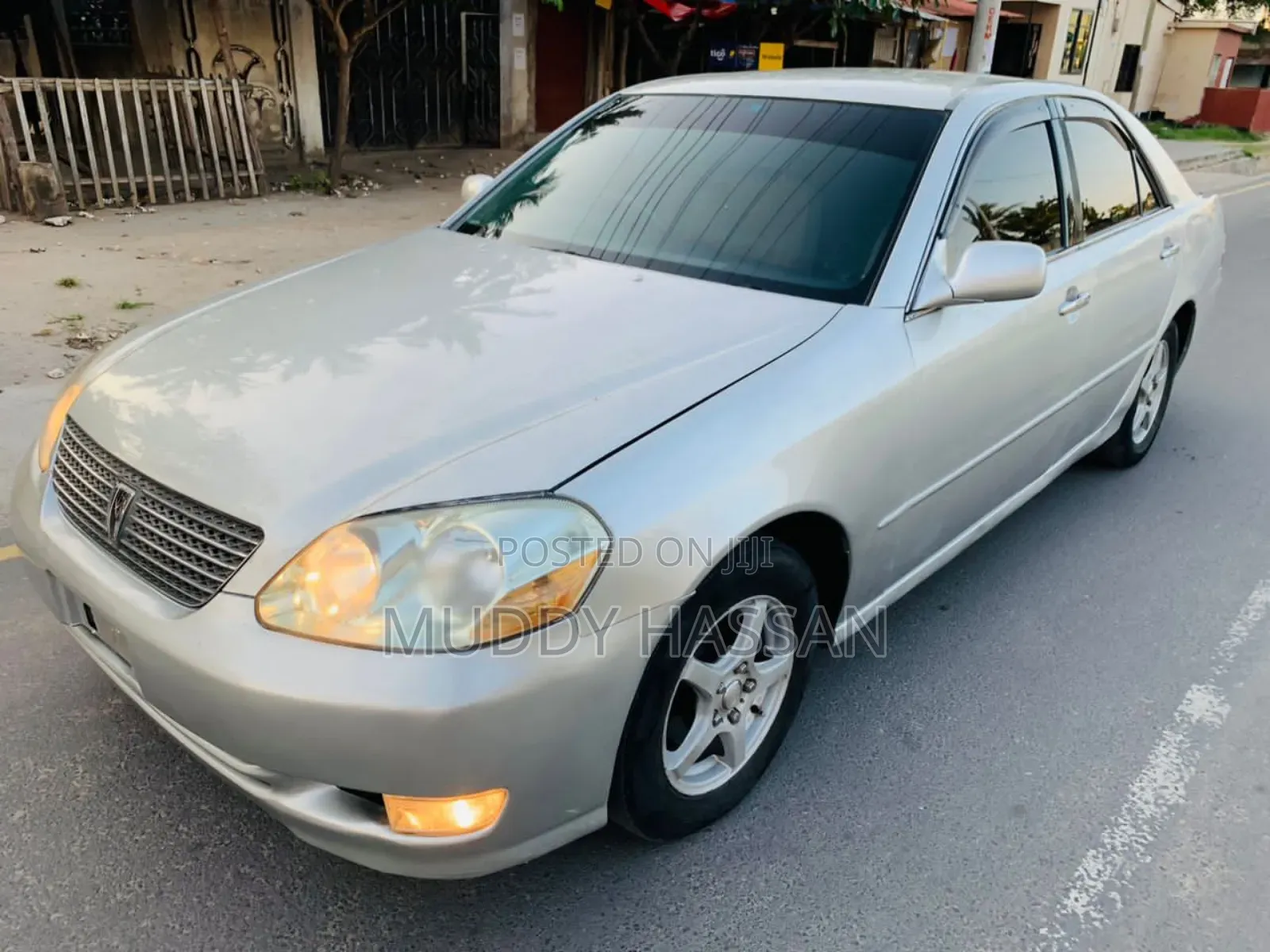 Toyota Mark II 2003 Silver