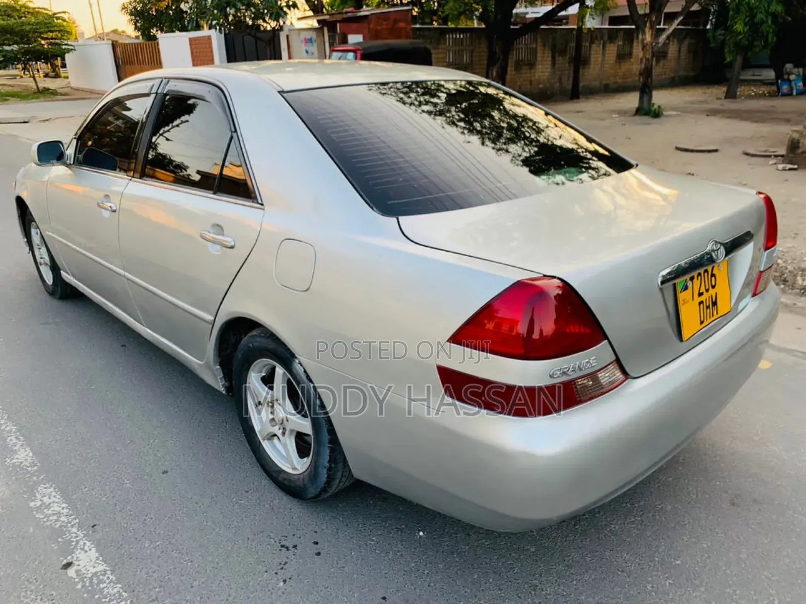Toyota Mark II 2003 Silver