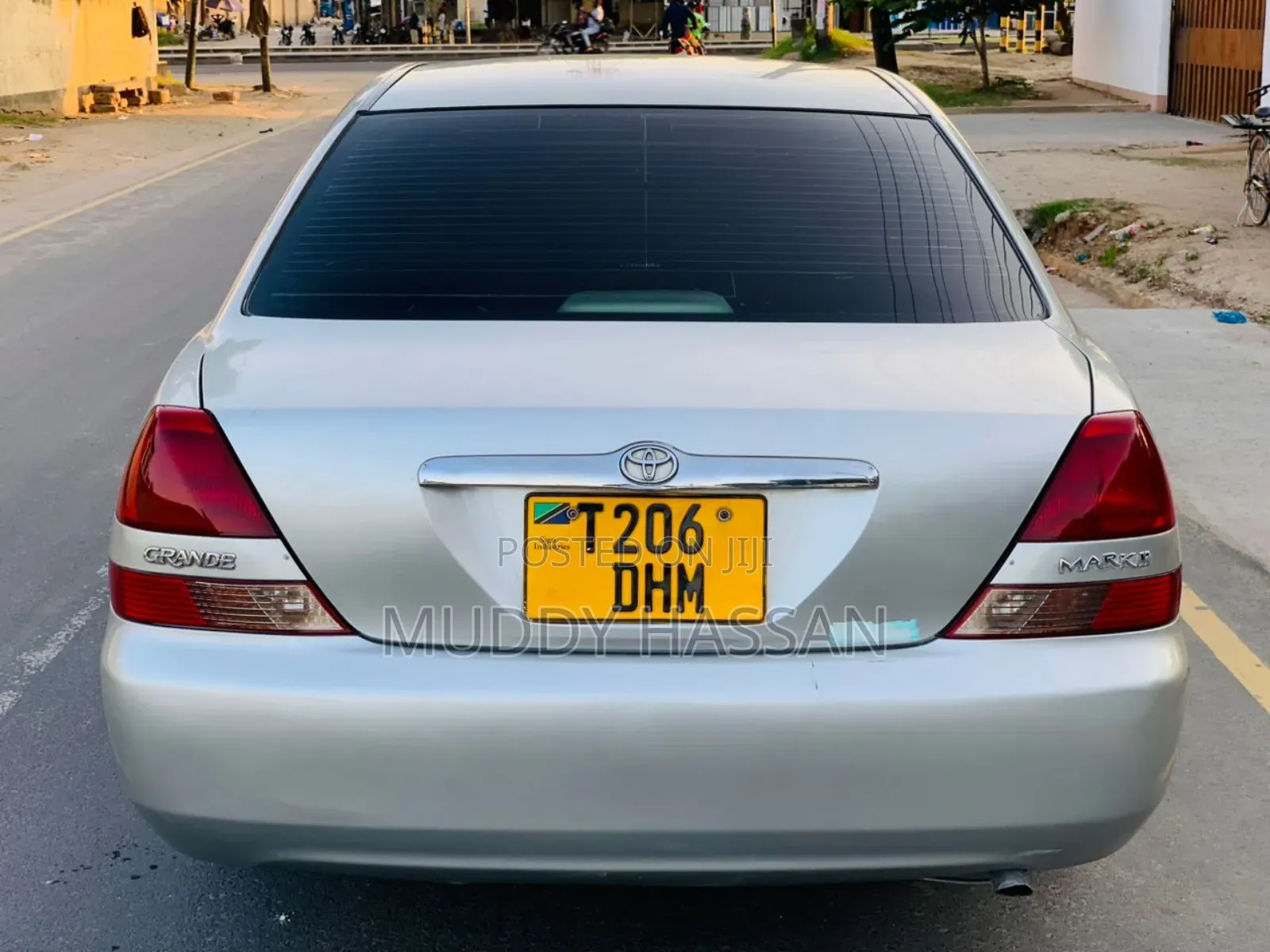 Toyota Mark II 2003 Silver