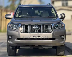 Toyota Land Cruiser Prado 2022 Gray