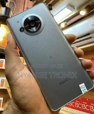 Sharp Aquos R7 128 GB Black