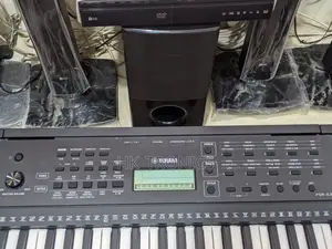Yamaha PSR-E283