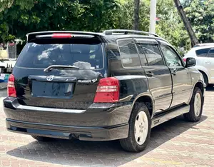 Toyota Kluger 2002 Black