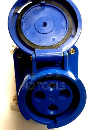 Electric Socket 63a-6h/200-250v 3PIN