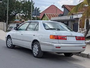 Toyota Corona Premio 1998 Silver