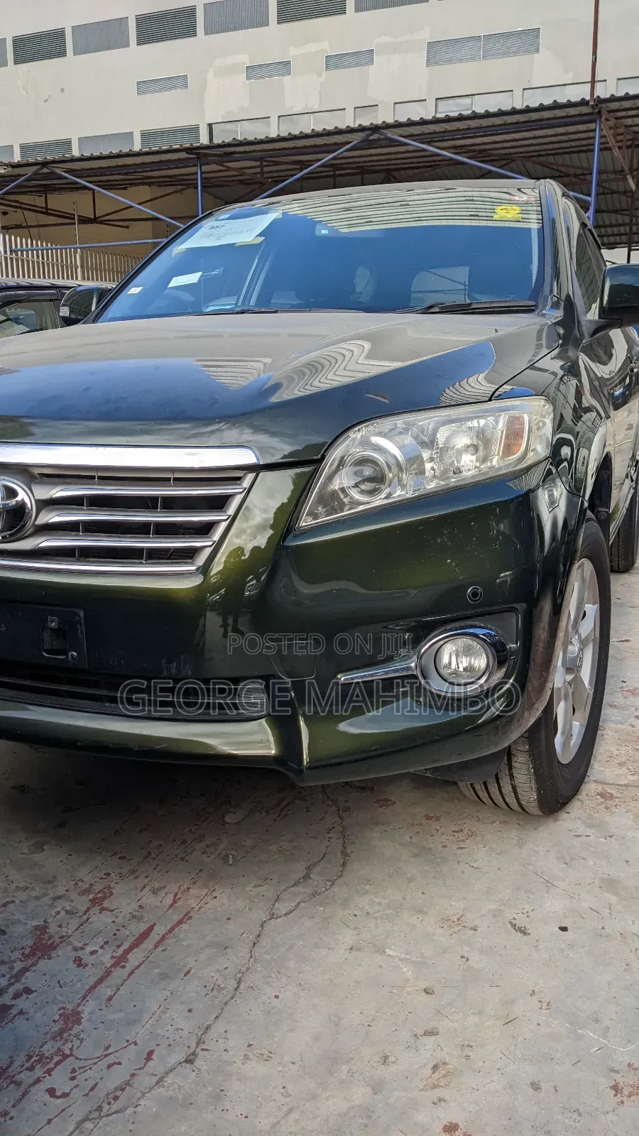 Toyota Vanguard 2010 Green