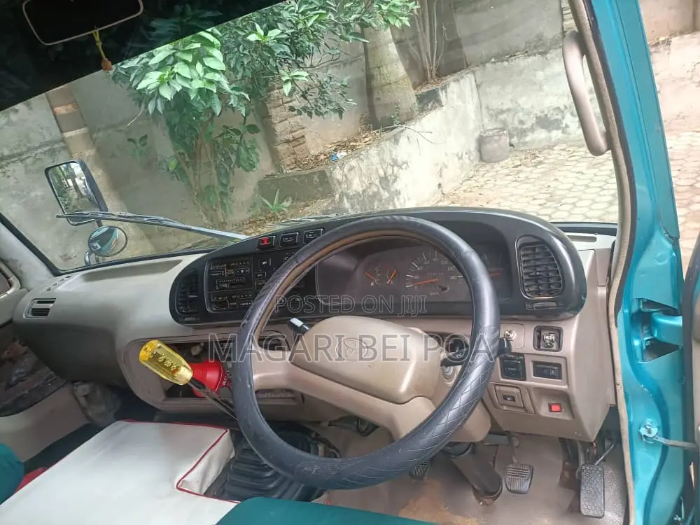 Toyota Coaster 2004 Blue