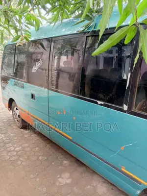 Toyota Coaster 2004 Blue