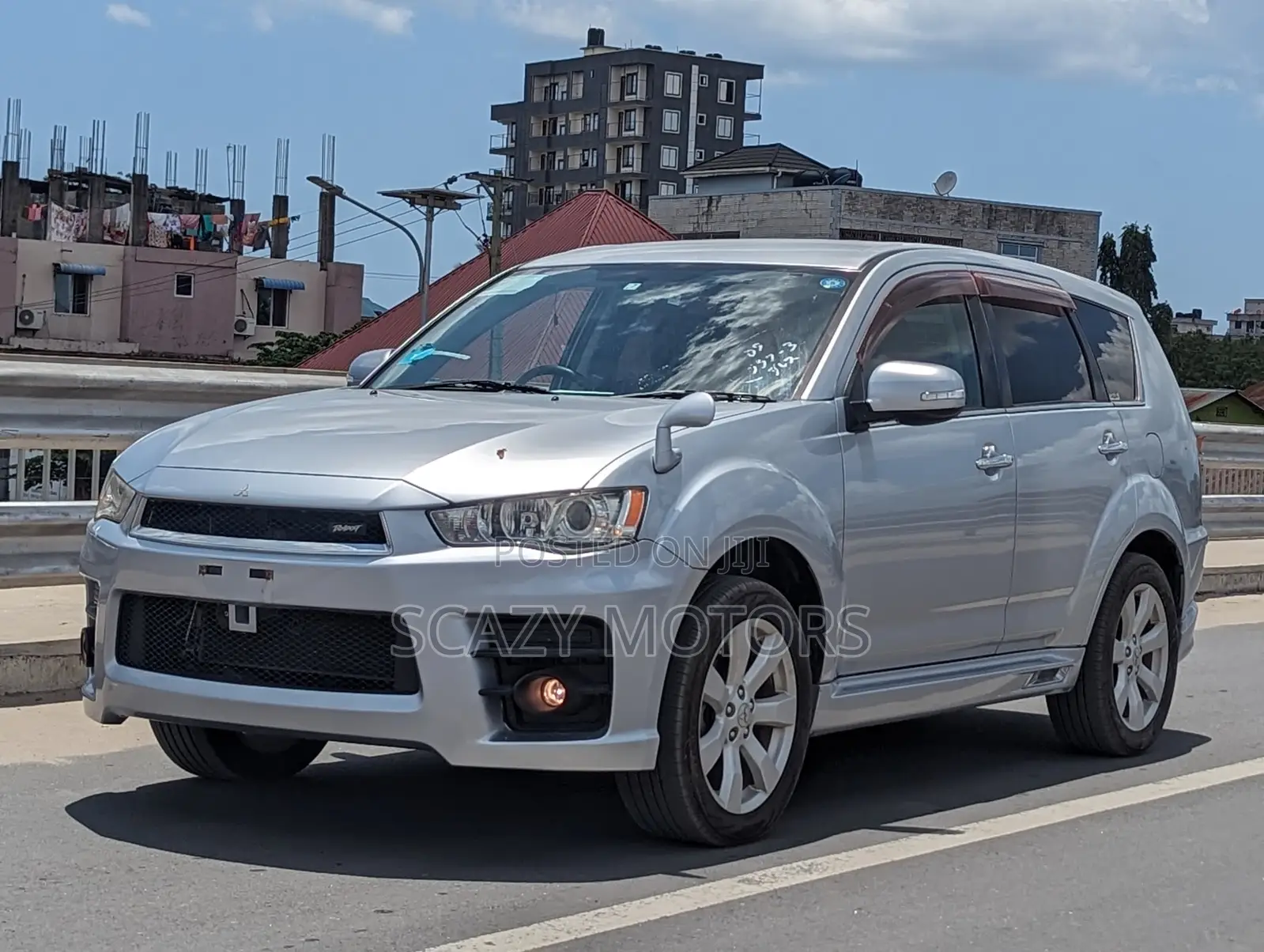 Mitsubishi Outlander 2011 Silver