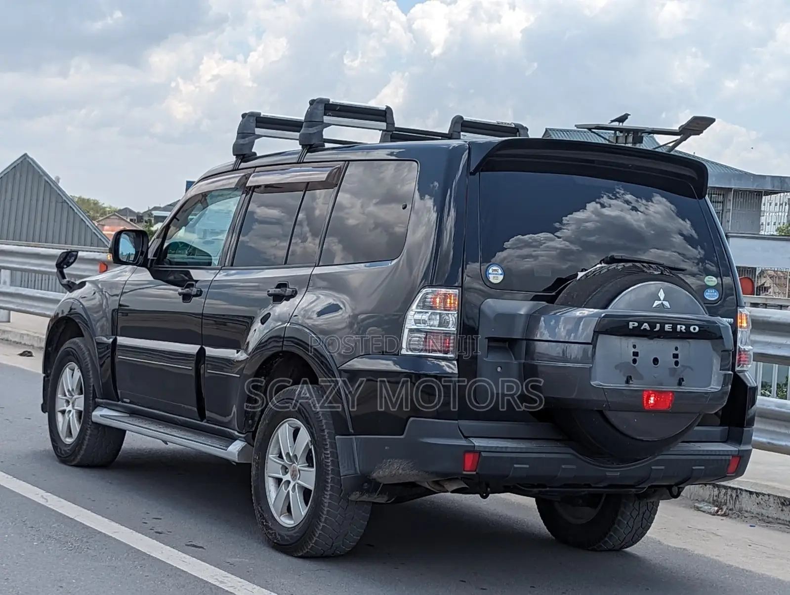 Mitsubishi Pajero 2009 Black