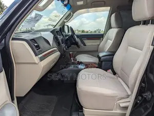 Mitsubishi Pajero 2009 Black