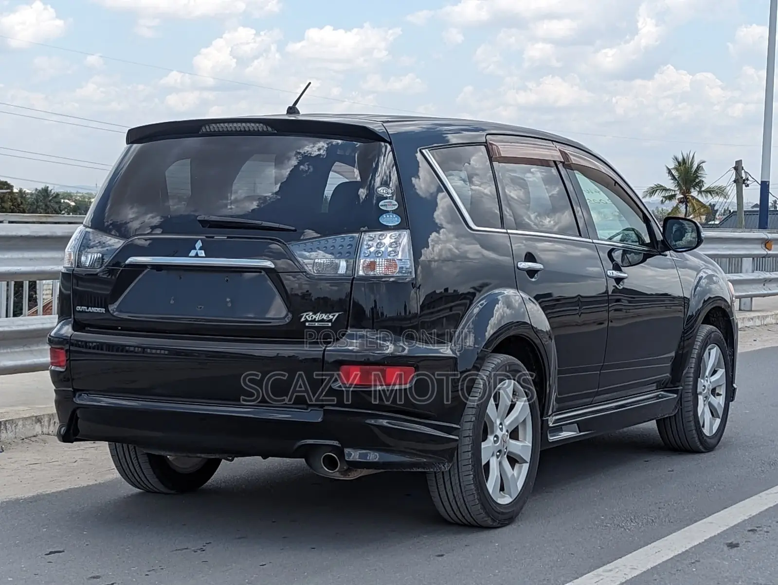 Mitsubishi Outlander 2011 Black