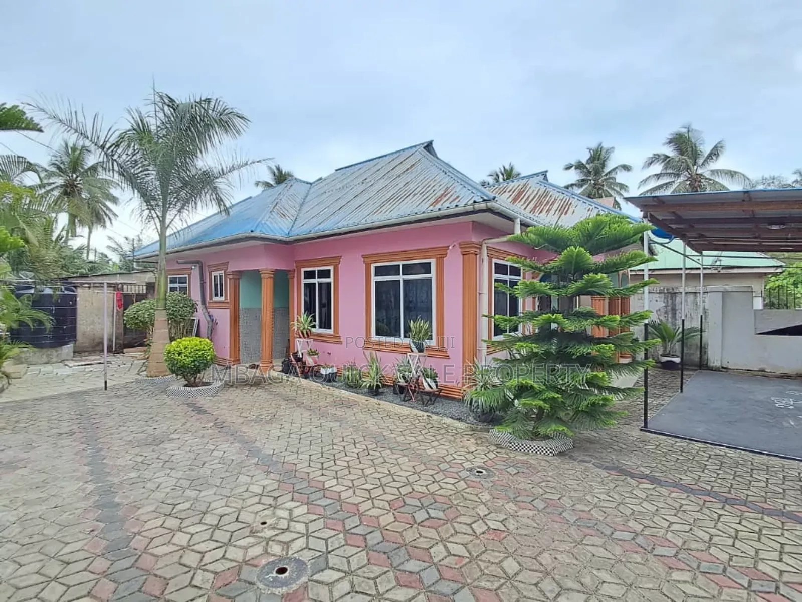 3bdrm House in Mbezi Kimara for sale