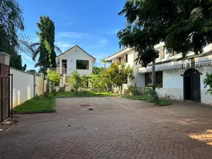 8bdrm House in Mbezi Beach for sale