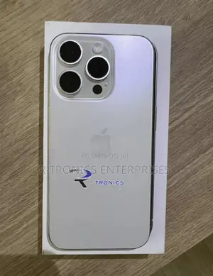 New Apple iPhone 15 Pro Max 256 GB White