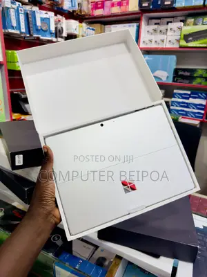 New Microsoft Surface Pro 11th Edition, a Copilot+ PC 16GB SSD 512GB