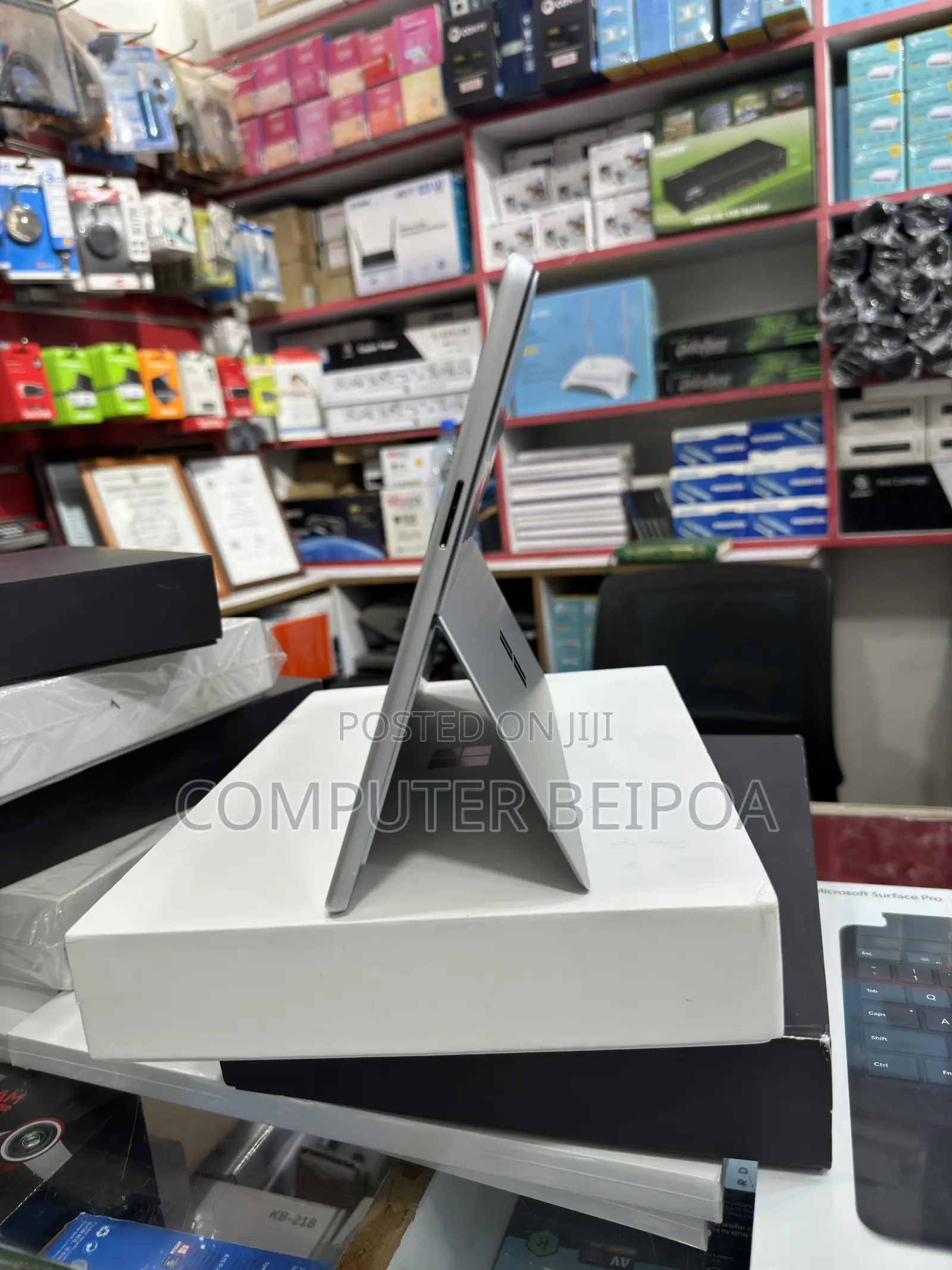 New Microsoft Surface Pro 11th Edition, a Copilot+ PC 16GB SSD 512GB