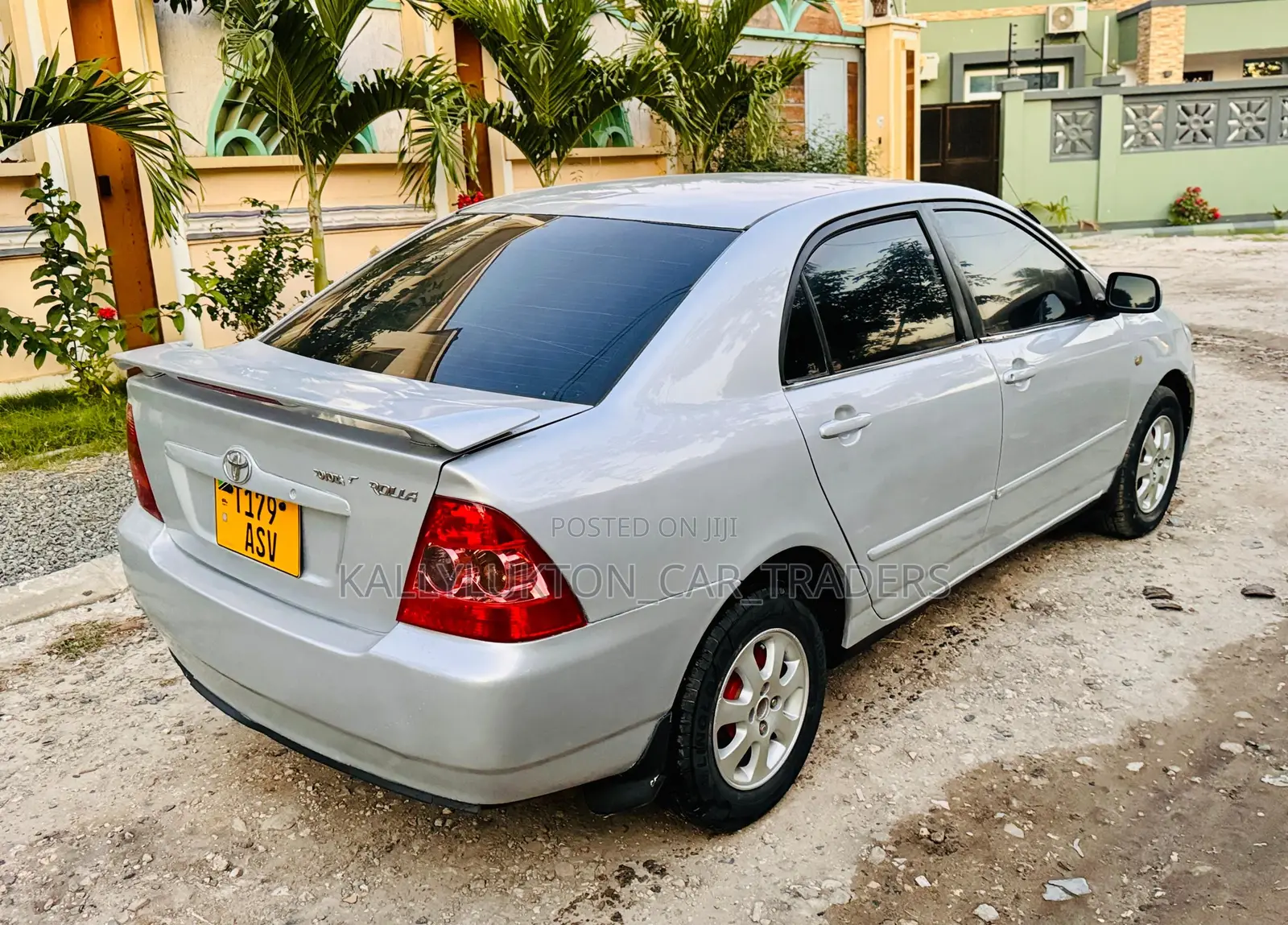 Toyota Corolla 2000 Silver