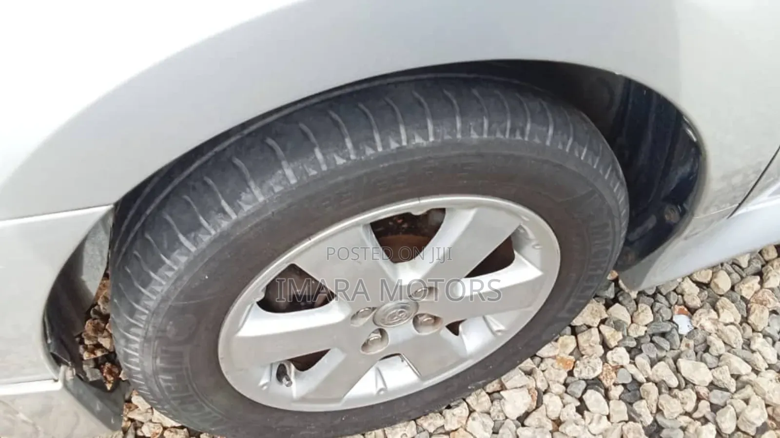Toyota IST 2005 Silver