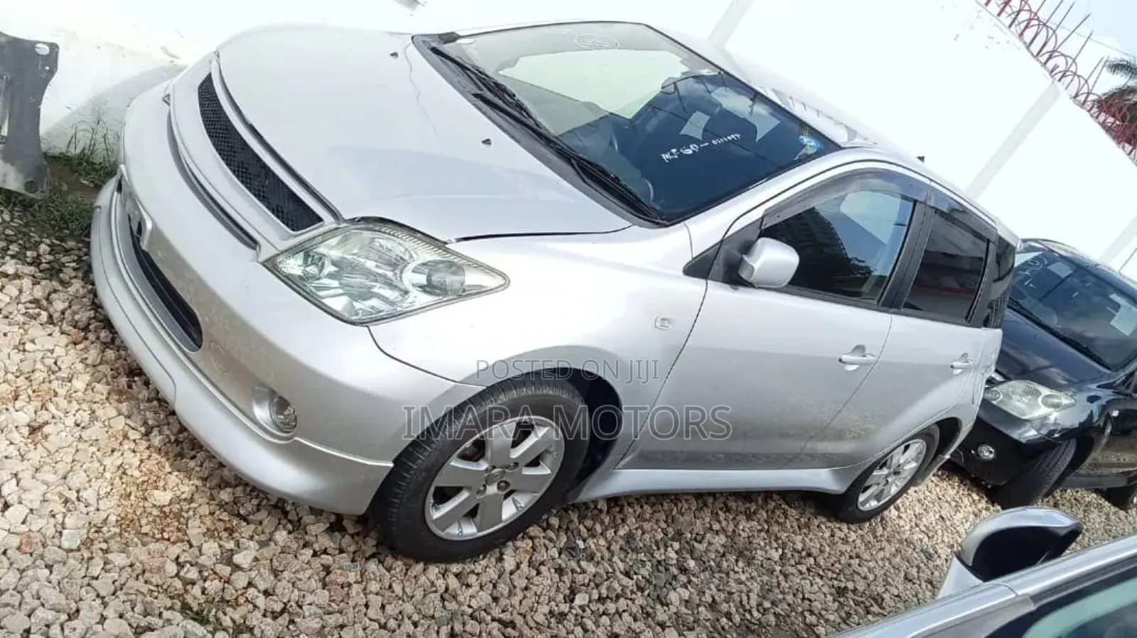 Toyota IST 2005 Silver