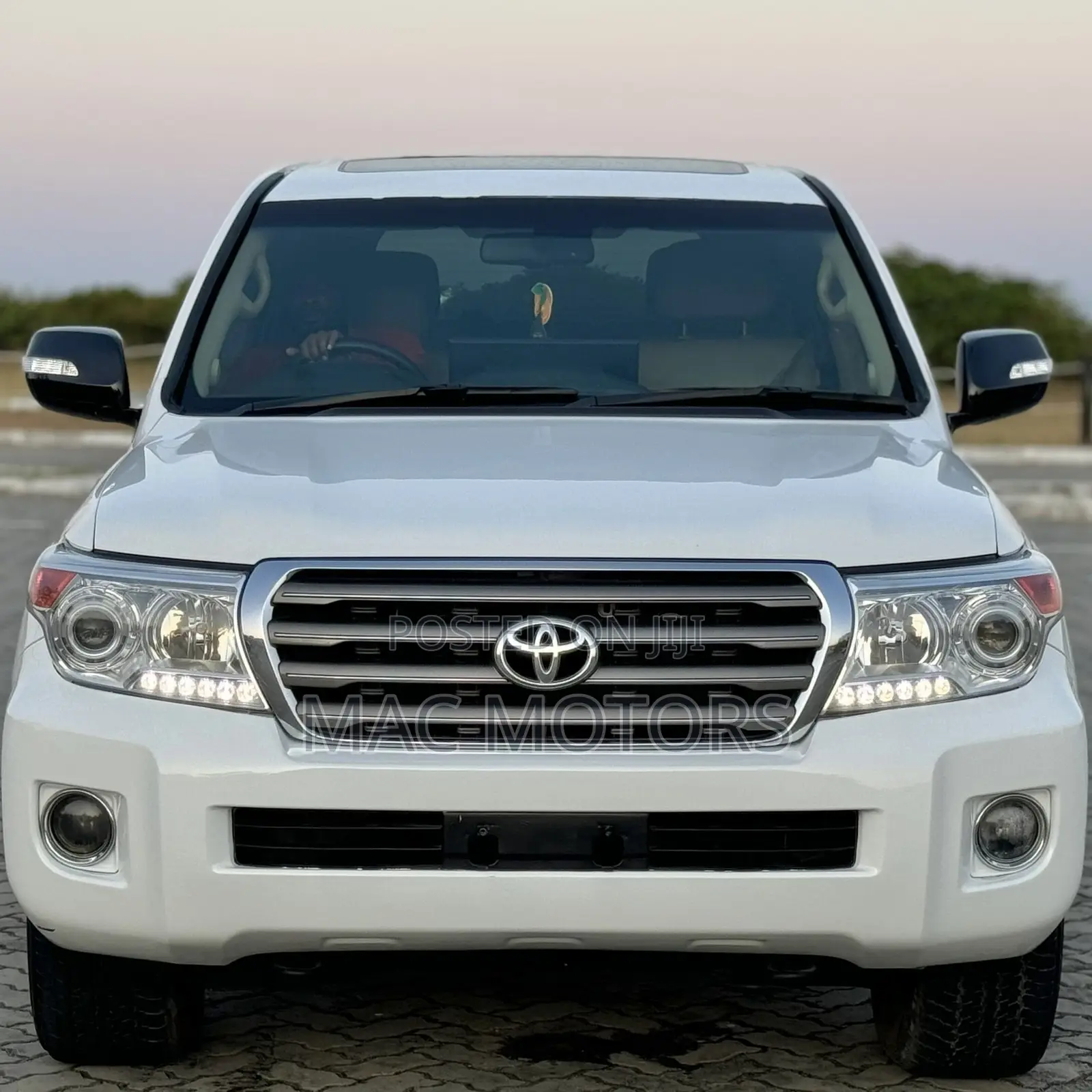 Toyota Land Cruiser 4.5 V8 TD STD 2010 White
