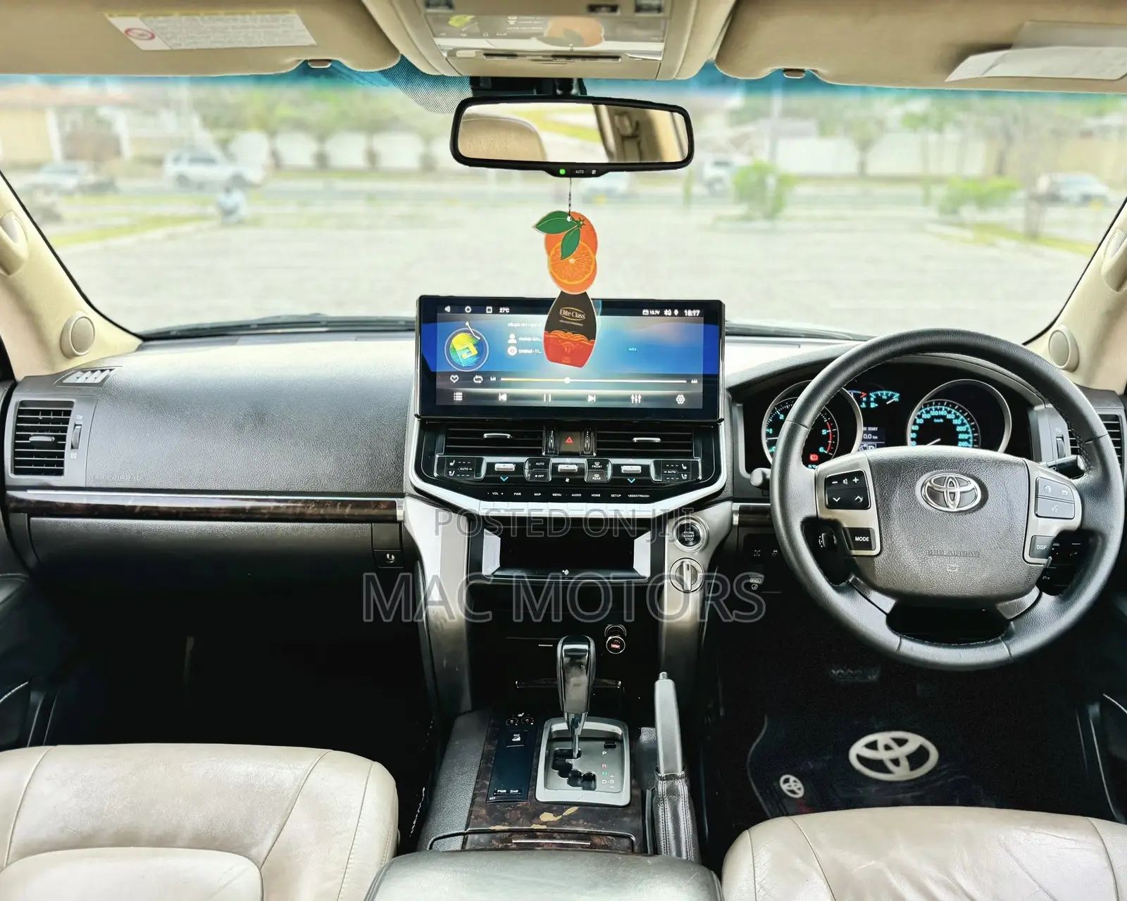 Toyota Land Cruiser 4.5 V8 TD STD 2010 White