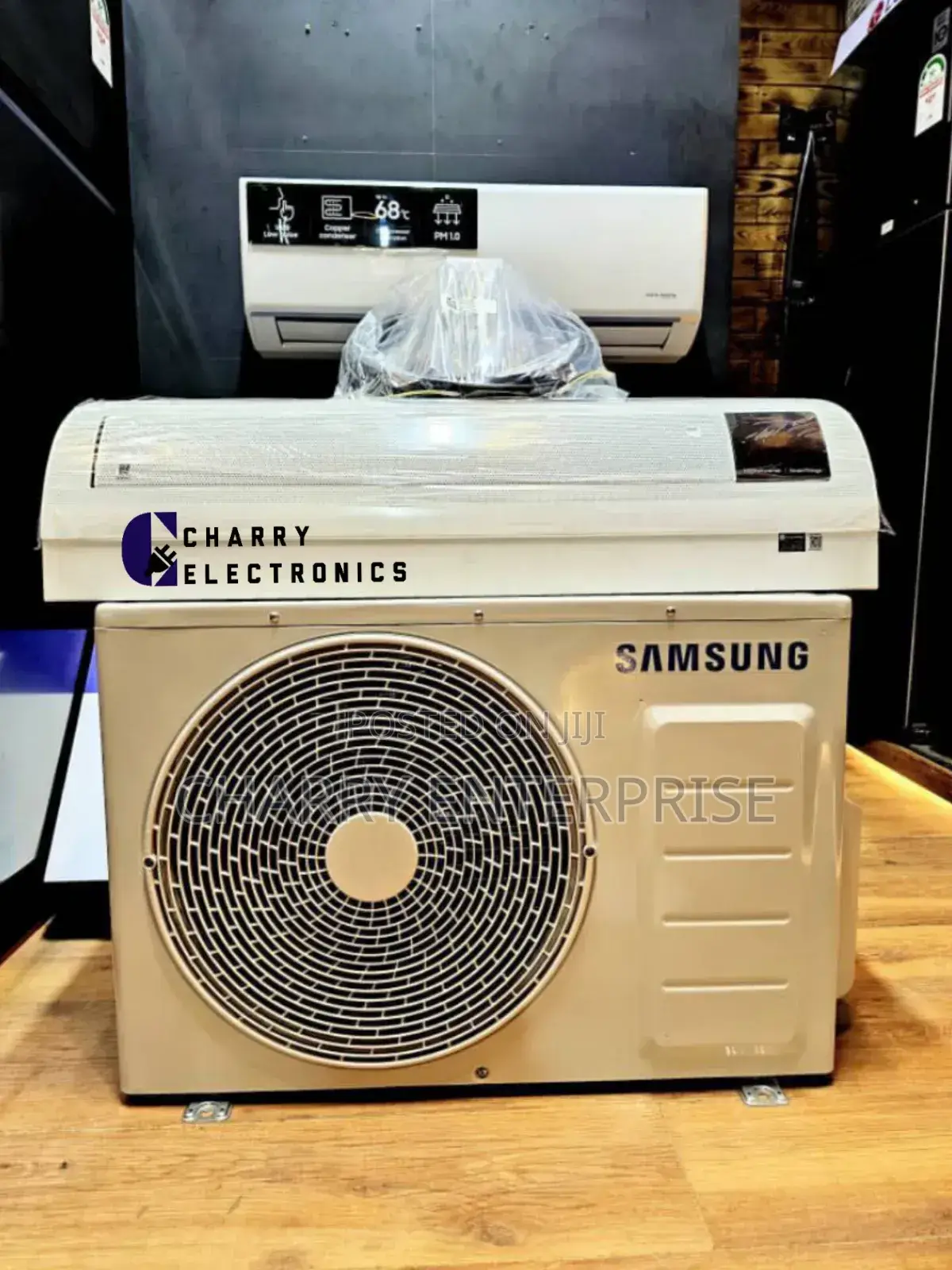 Samsung Wind Free Smart Air Conditioner/Ac Dig. Invt18000btu