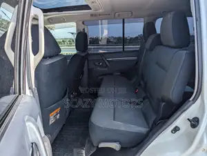 Mitsubishi Pajero 2009 Off white