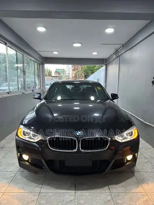 Photo - BMW 3 Series 320i RWD 2014 Black
